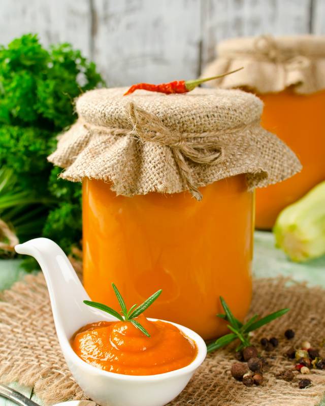 Кабачковая икра с яблоками на зиму